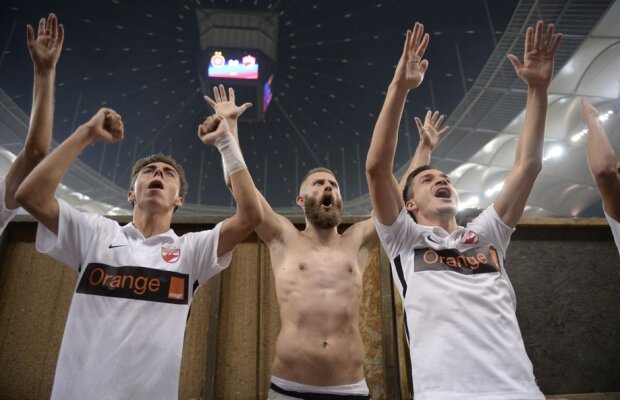 Rădoi acid: "Dinamoviștii se bucurau la final de parcă luaseră titlul"