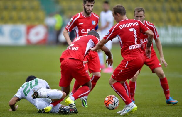 VIDEO Hora fericirii în Moldova » Pandurii a cîştigat cu 2-0 pe terenul lui FC Botoşani