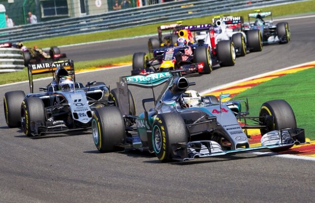 ”Dublă” Mercedes în Belgia » Hamilton bifează a șasea victorie a sezonului, Vettel e aproape OUT din lupta pentru titlu