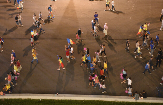 Umiliţi pentru 17.000 euro! Suporterii naționalei au rămas pe drumuri după meciul cu Grecia