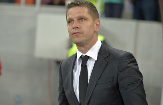 Stoican nu dă vina pe arbitraj, dar a găsit problema echipei sale: "Am ieșit nemeritat din Cupa Ligii"