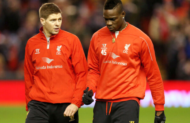 Gerrard povesteşte un moment incredibil cu Balotelli la Liverpool: "Am înnebunit! Aproape am căzut în poartă"