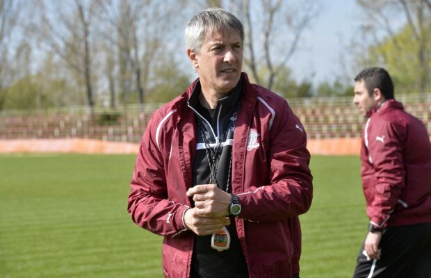 Bergodi e criticat aspru de un antrenor fără contract de 15 ani! "Italianul are o practică de antrenor sărac"