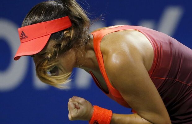 VIDEO Gîndește repede! Punctul zilei în tenisul feminin după o reacție surprinzătoare