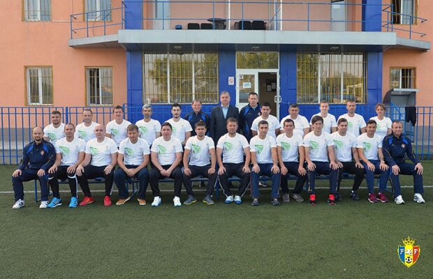 FOTO Rădoi a început treaba în Moldova! Este coleg la Şcoala de Antrenori cu un alt stelist