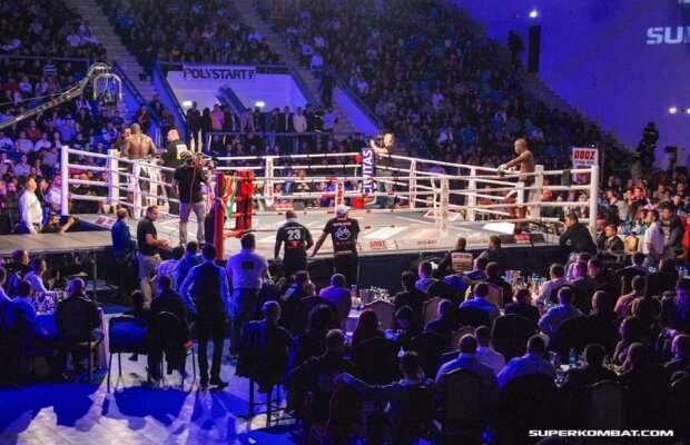 Piramida mondială Superkombat, pentru a doua oară în istorie la Bucureşti » Jumătate din încasări vor fi donate către familiile victimelor din clubul Colectiv