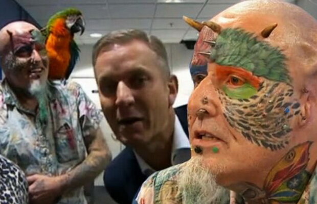 VIDEO & FOTO » Aşa ceva nu ai văzut niciodată! Şi-a tăiat urechile ca să arate ca un papagal