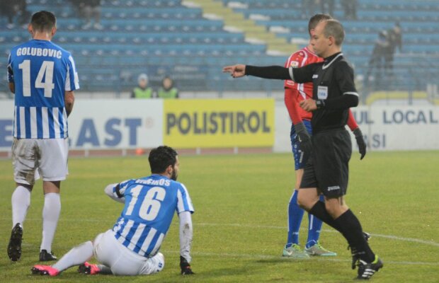 VIDEO "Comisarul" Avram » Arbitrul a influențat rezultatul dintre CSMS Iași și Pandurii, scor 1-0