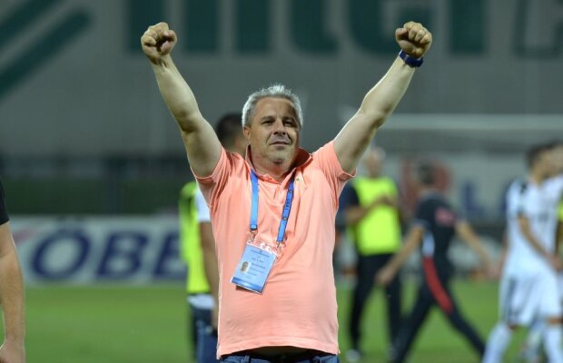 Ironia steliștilor după declarațiile lui Șumudică: "Părerea mea este că nu ar trebui să lase cămilele să îl aștepte"