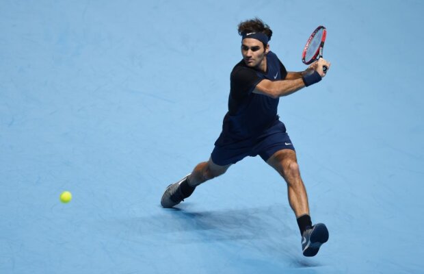 VIDEO Linişte, geniu la lucru! Federer a reuşit două lovituri superbe în debutul de la Turneul Campionilor