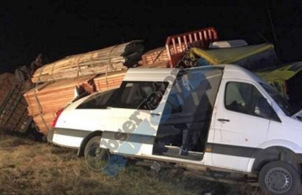 Dezvăluiri incredibile din microbuzul morții: "M-am tîrît sub plafonul tăiat" » Ce se va întîmpla cu echipa