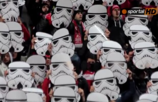 VIDEO Nebunie în Bulgaria » Cum au sărbătorit ultrașii lansarea filmului ”Războiul Stelelor - Trezirea Forței”