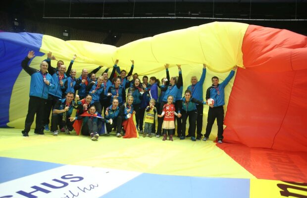 GALERIE FOTO Fete de aur cu medalii de bronz » Imagini superbe de la festivitatea de premiere realizate de Marius Ionescu