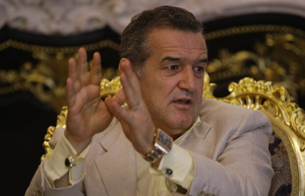 "Știți ce face? Fumează și sub duș!" :) » Cele mai tari "perle" din fotbalul românesc în 2015 (partea I)