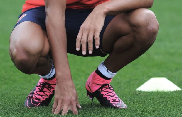 "Primele ghete le-am avut la 14 ani. O imploram pe mama să-mi cumpere, dar nu avea bani" » Povestea emoționantă a unui fotbalist de top