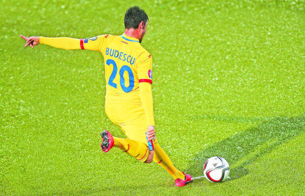 A acceptat oferta Stelei » Budescu a dat cu piciorul la o căruță de bani în Qatar pentru a trece sub comanda lui Reghe