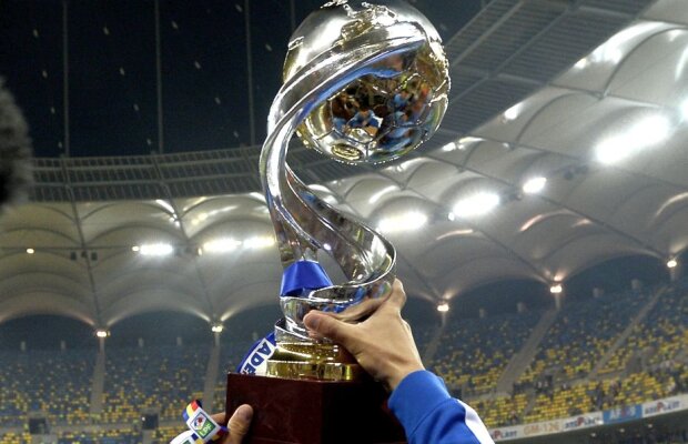 Singurul trofeu important din vitrina lui FCM Bacău a fost scos la vînzare pe OLX » Cît cere vînzătorul pentru Cupa Ligii din 1998