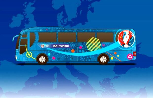 Fanii naționalei pot propune un slogan care va apărea pe autocarul "tricolorilor" » Scrie AICI lozinca ta