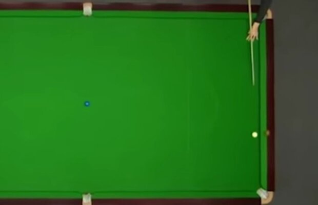 VIDEO Aşa ceva nu s-a mai văzut! Cea mai norocoasă lovitură din snooker