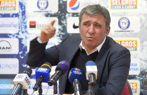 VIDEO Hagi, criză de nervi după meci: "Suntem cobai! Dacă ăla nu e penalty, eu mă las de fotbal!". Verdictul specialiștilor