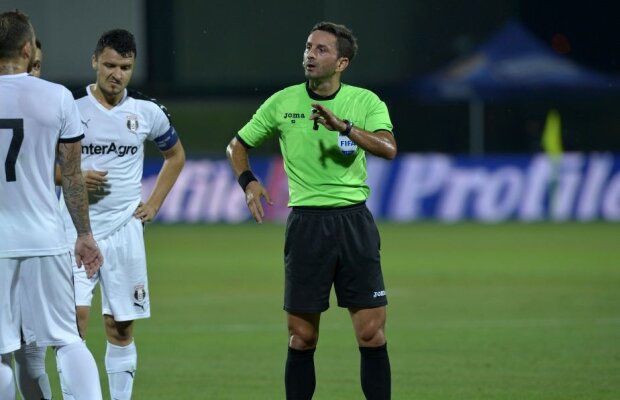 Patru roșii si 13 galbene acordate de Colțescu în ASA - Pandurii » Cifre horror pentru arbitru în ultimele sezoane