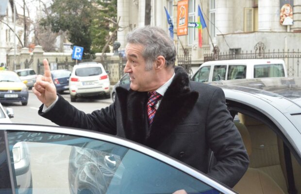 Becali, audiat din nou la DNA: "Îmi aduc aminte declarațiile, mi le mențin"