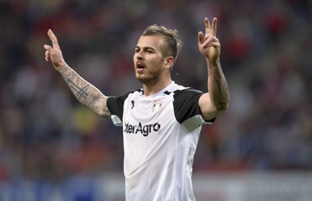 Premiantul Denis Alibec, 10 pentru Euro » Note catastrofale primite de "câini" după umilința cu Astra! Repetenți pe linie în apărare