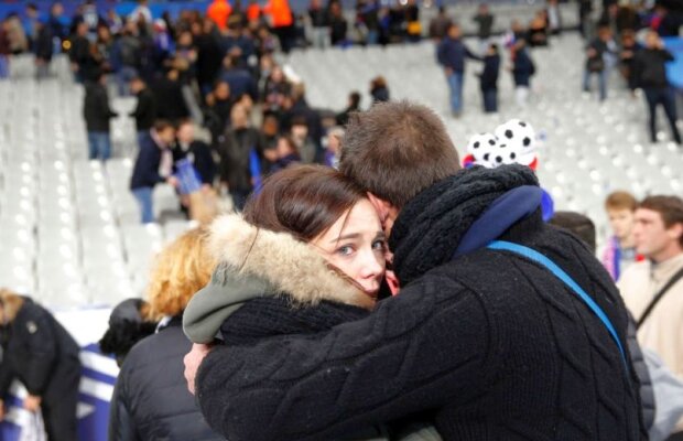 Declarații incredibile în presa franceză! ISIS pregătește atentate la Euro » Prima țintă