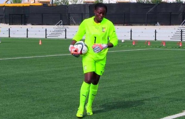 Încă un deces pe terenul de fotbal la două zile după moartea lui Ekeng » Fotbalul camerunez e în doliu