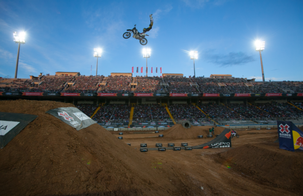 În week-end Bucureștiul e gazda celui mai mare show urban de FMX organizat în România! Intrarea este liberă