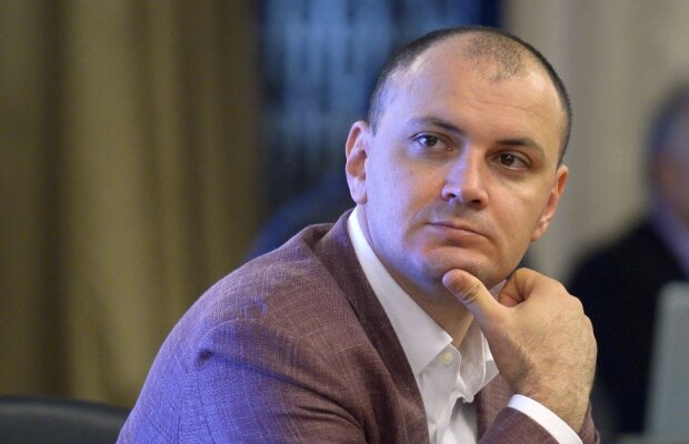 Într-un interviu spectaculos, Sebastian Ghiță dezvăluie de ce au ezitat SRI, Parchetele și autoritățile în scandalul dezinfectanților: "Au fost și interese"