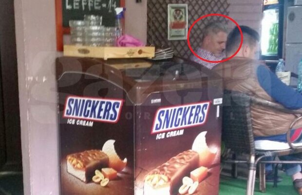 EXCLUSIV VIDEO și FOTO Nu se poate abține! Șumudică surprins azi de reporterii GSP, în timp ce paria: "Am luat 580 lei! Erau bani pe jos, să moară mama!"