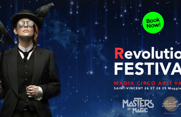 Înconjurați de magicieni! În localitatea unde se află "tricolorii" se desfășoară unul dintre cele mai mari festivaluri de magie și iluzionism