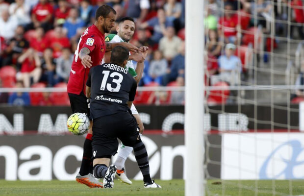 Rămâne în istorie » Andone și-a împins echipa spre play-off cu cele 21 de goluri marcate!