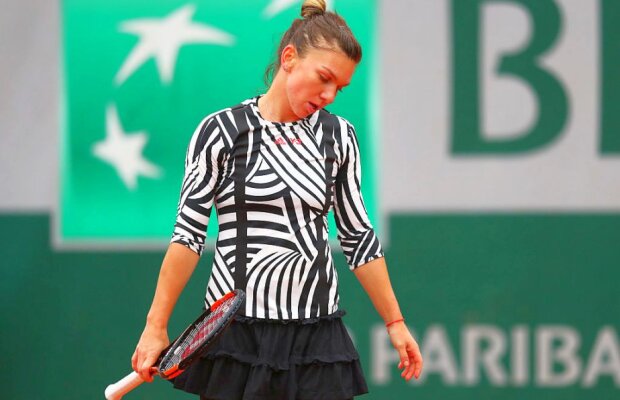 Simona Halep luată în râs de americani după eliminarea de Paris: "Pierzi la Roland Garros? Dă vina pe ploaie"