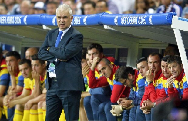 EXCLUSIV Comportament haotic și de neînțeles al lui Iordănescu: uită cu cine vorbește și țipă dacă e în încurcătură!