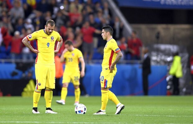 Românii, criticaţi pentru jocul din prima repriză cu Albania: "Prea puţine realizări"