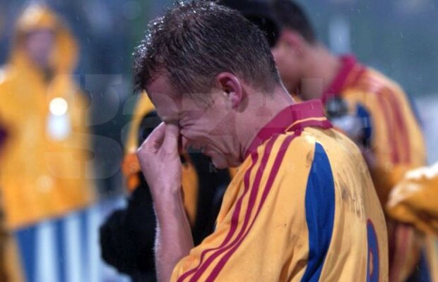 GALERIE FOTO Voi simțiți ceva pentru tricolor?! Diferențe uriașe între generația 2016 și cele din 2001 și 2003 după dezastrele trăite de naționala României