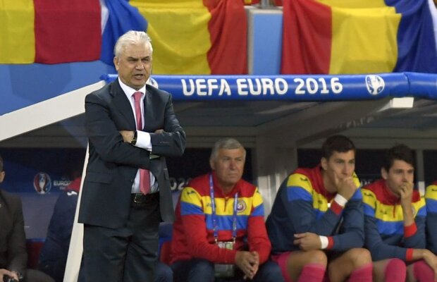 Atac frontal la Iordănescu după eliminarea rușinoasă de la EURO: "Băi Puiule, revino-ți! Ai băgat în teren doar speriați de bombă"