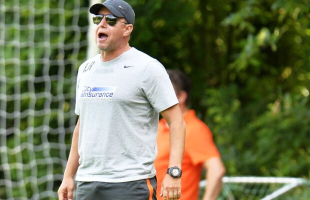 EXCLUSIV Reghecampf contestă dur numirea lui Daum: "A fost angajat de pe terasă! În 5 luni vor răspunde în fața românilor"