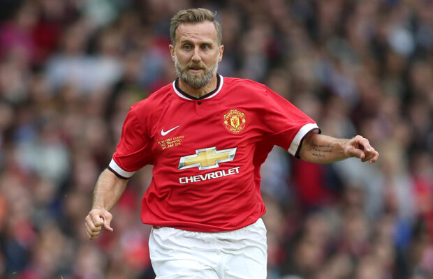 Poborsky are pareză facială » Legendarul jucător ceh a fost mușcat de o căpușă ascunsă în barba sa deasă