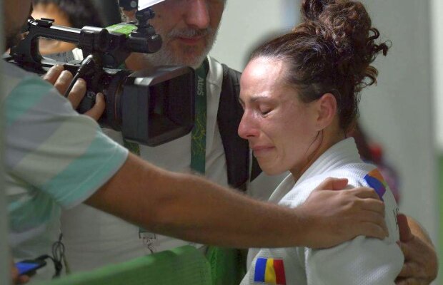 Corespondență din Rio » Andreea Chițu, în lacrimi după eliminare: "Nu știu dacă voi mai găsi puterea să o iau de la capăt. Mai am multe de învățat!"