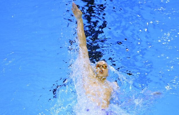 Corespondență din Rio » Robert Glință a ieșit al optulea în finala de 100 m spate: "Mă uit la cum se refac americanii și îmi plâng de milă"