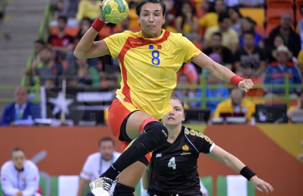 Corespondență de la Rio » Cristina Neagu a adus o gură de oxigen României, dar recunoaște: ”Nu mai suntem echipa de la Mondiale”. A rupt panoul de la 7 metri!