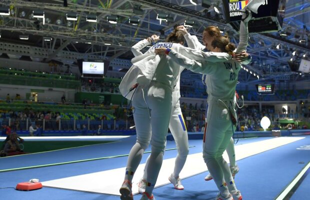 Medalie după mii de ani! Echipa feminină de spadă s-a calificat în finală. Din 1952 n-am mai început atât de rău o Olimpiadă