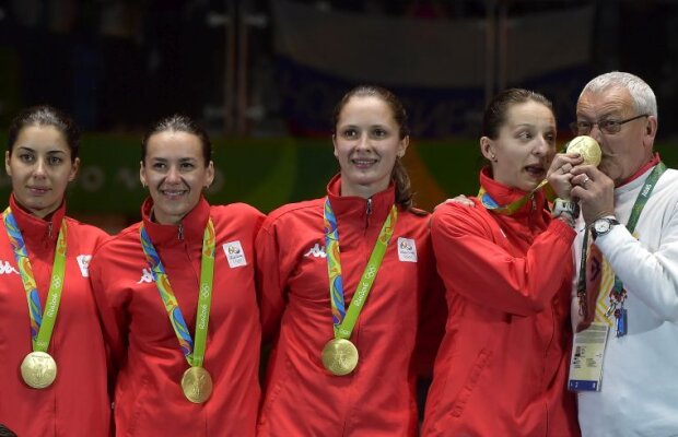 Doamnele de miercuri » Cum se pregătește un aur olimpic? Timp de cinci luni, Gazeta a fost la câte un antrenament al echipei feminine de spadă