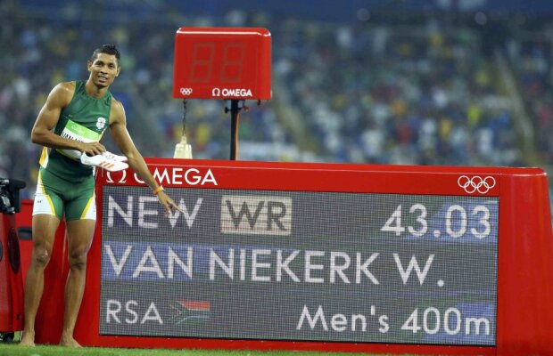 Omul care a ghilotinat recordul » Sud-africanul Wayde van Niekerk a alergat duminică spre luni cei 400 m în 43,03, doborând un timp care rezista de 17 ani