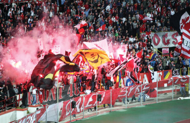 Reacție nervoasă a ULTRAȘILOR dinamoviști la adresa lui Negoiță: "Pleacă! Ești exact ca Ceaușescu" » Protest masiv la meciurile de acasă