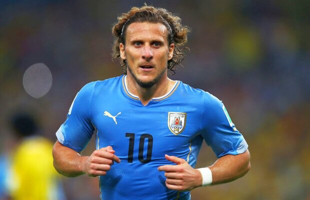 Românul care e coleg cu Diego Forlan e fascinat de noua sa echipă: "Patronul e cel mai în vogă actor de la Bollywood"