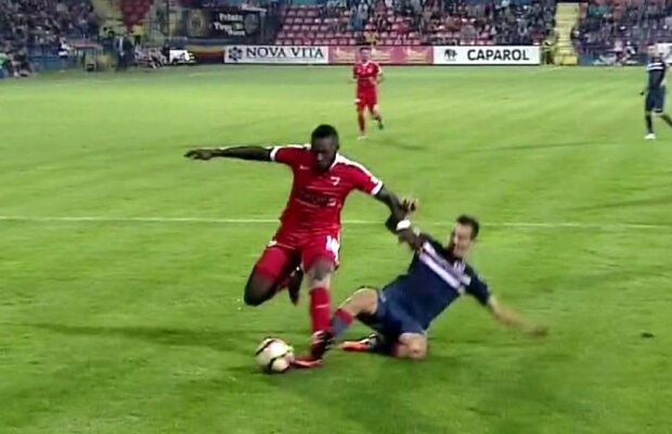 Dinamoviștii se consideră dezavantajați » Se putea da 11 metri la Gnohere. Experții confirmă: "Fără niciun dubiu!" + "Doar un orb nu dădea penalty!"